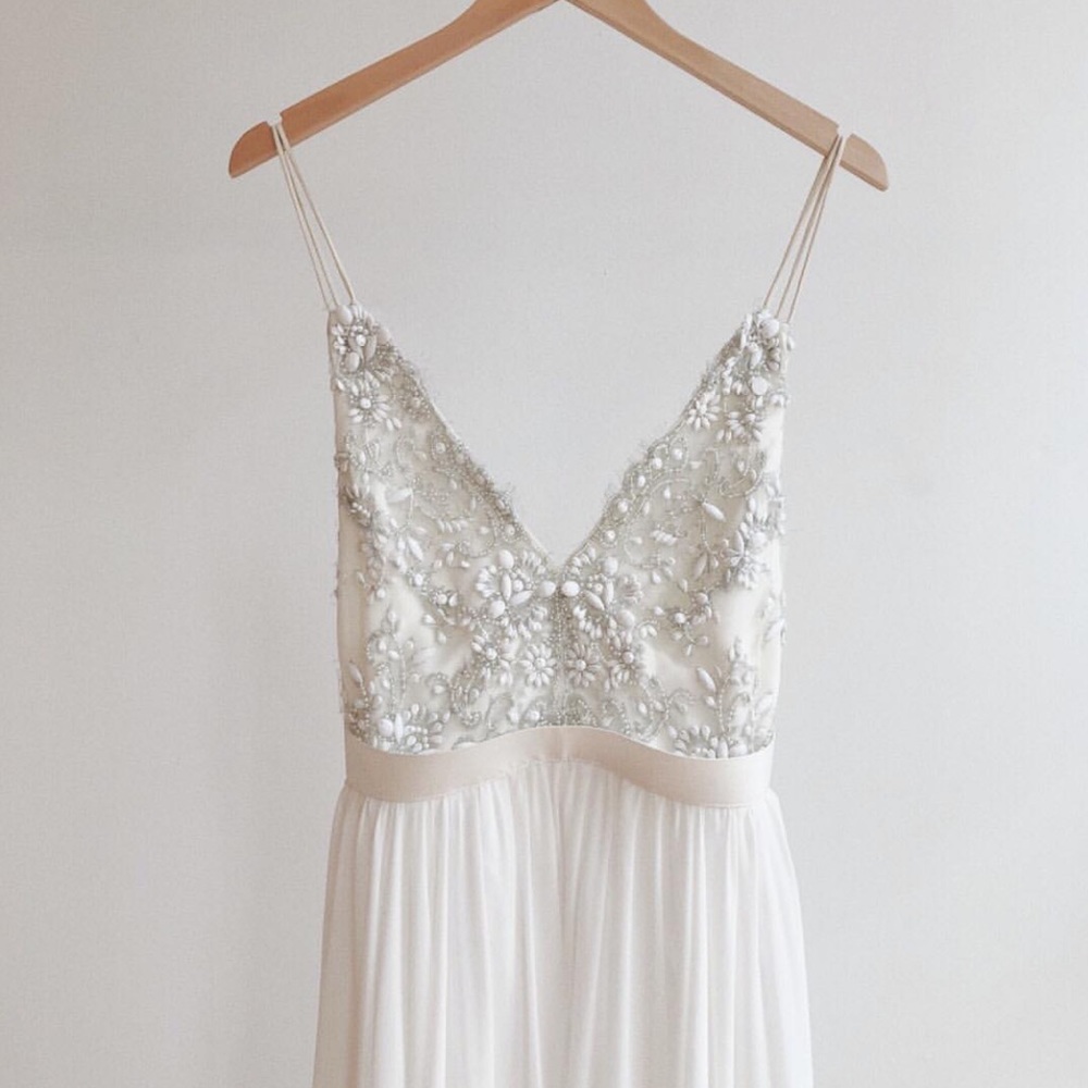 Truvelle Alexandra Wedding Dress